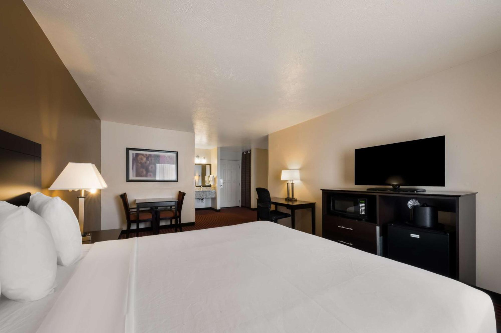 Best Western Salinas Valley Inn & Suites Esterno foto
